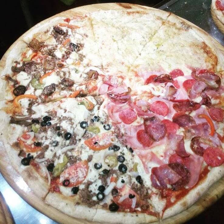 Pizza Combinada 5 a 9 Ingredientes
