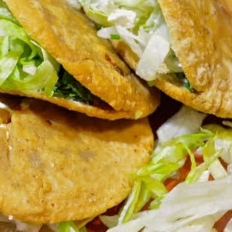 Gordita Chicharrón Prensado