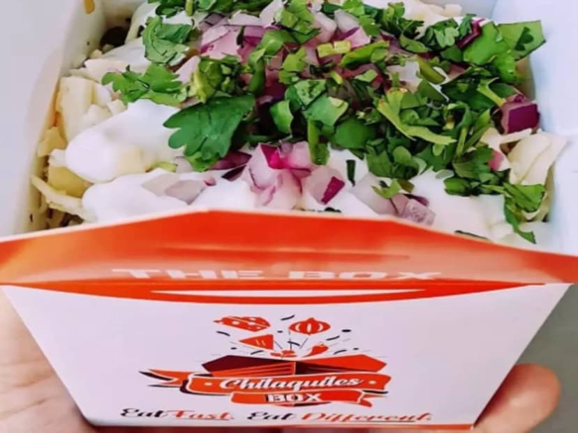 Chilaquiles Box (Cantera 5)