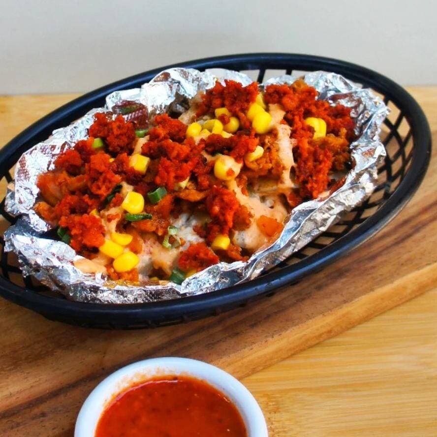 Papa Chorizo con Elote + Tamarindo 500 ml