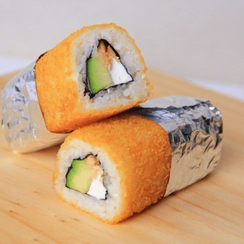 Hand Roll Salmon Dinamita
