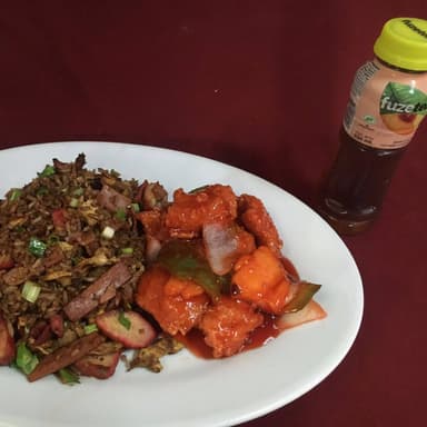 Almuerzo con Cerdo Agridulce