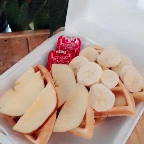 Waffle con fruta
