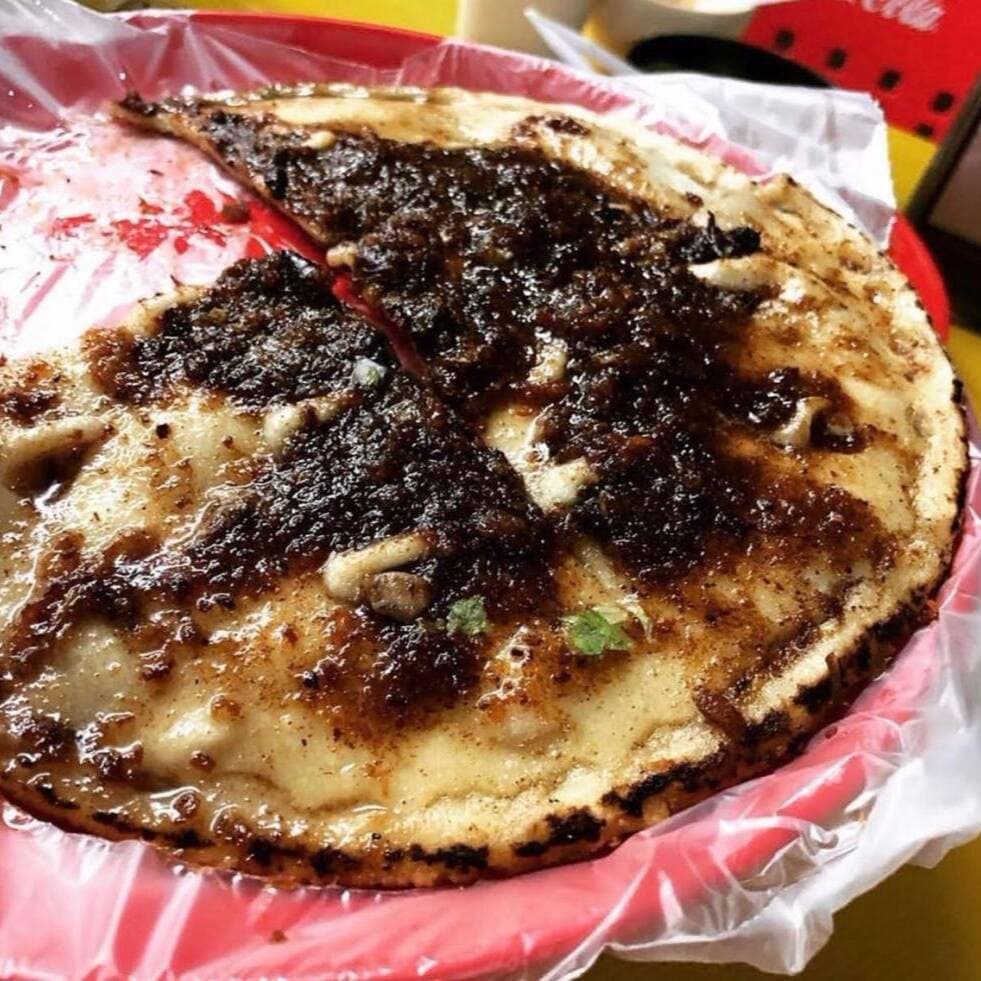 Tortilla de chilaka con asientos