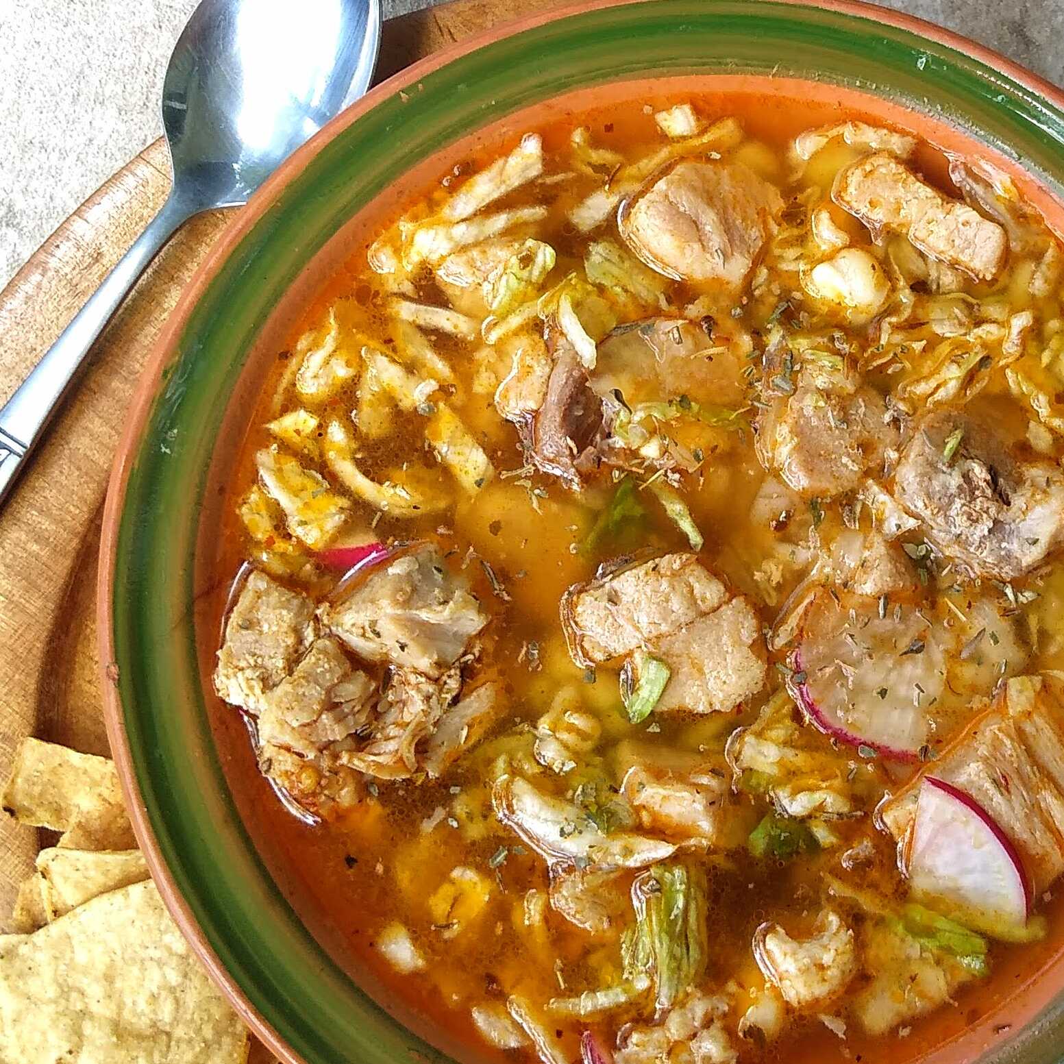 Pozole Familiar (2 Litros) Sabor a Elegir