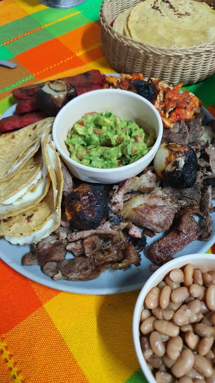 El Buen Gusto con Cheko