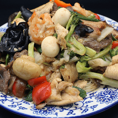 Tallarín Saltado Taypá