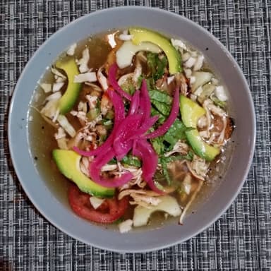 Caldo de Pollo