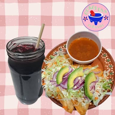 Combo#4. 3 Empanadas + Bebidas