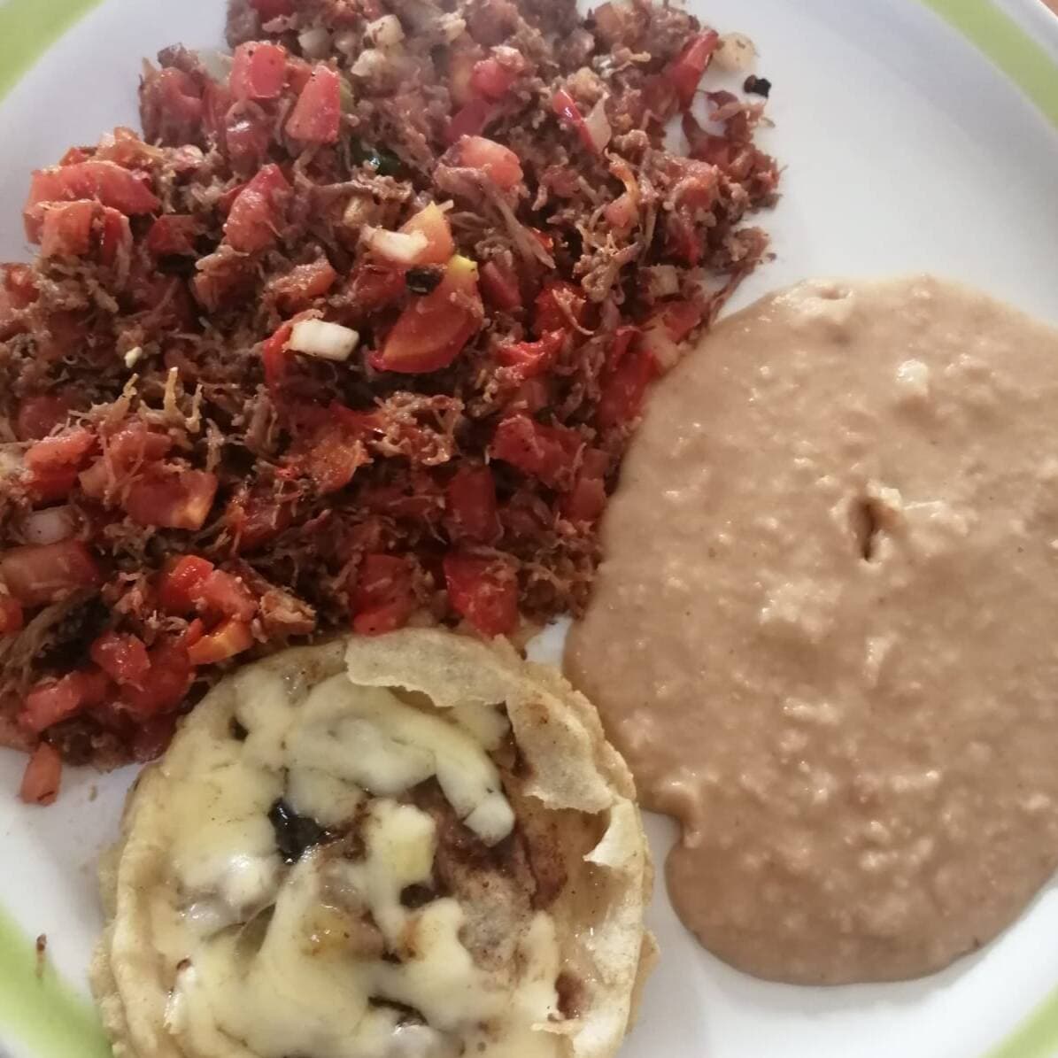 Machaca con Verdura