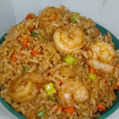 Arroz con camarones entero