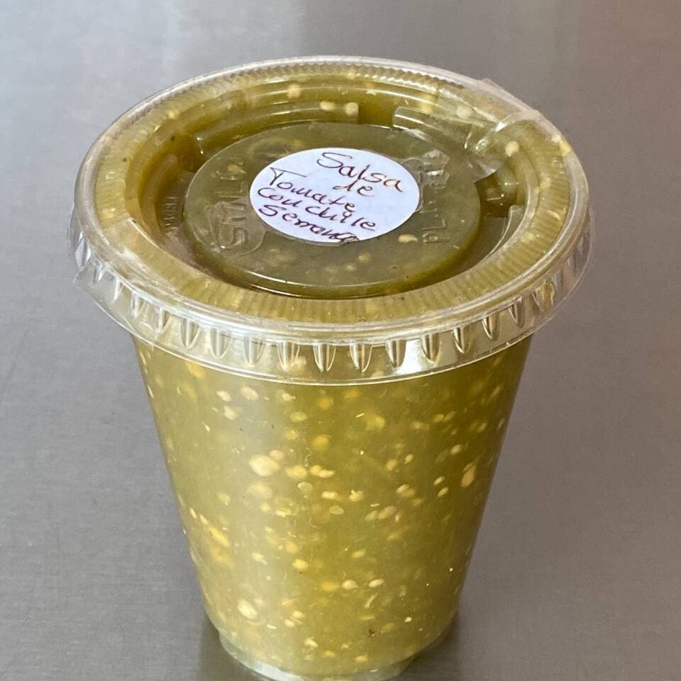 Tomate verde.