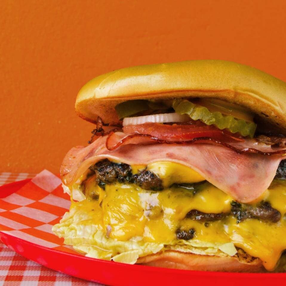 Combo Fat Burger + Papás + Refresco
