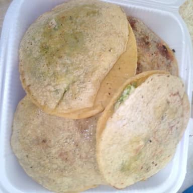 Gordita de Huevo Verde