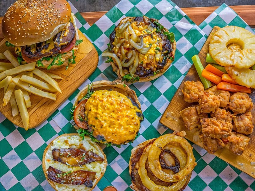 Lucky Burgers