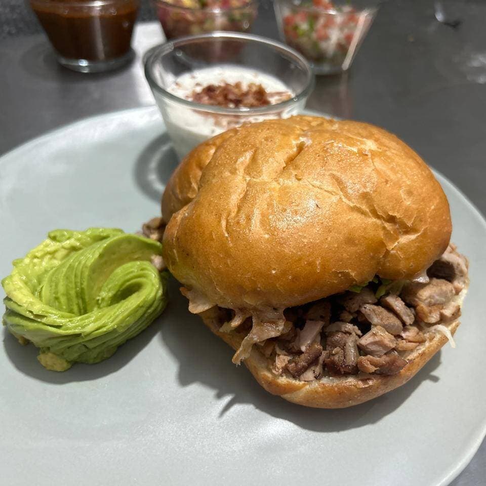 Torta de Pernil de Cerdo