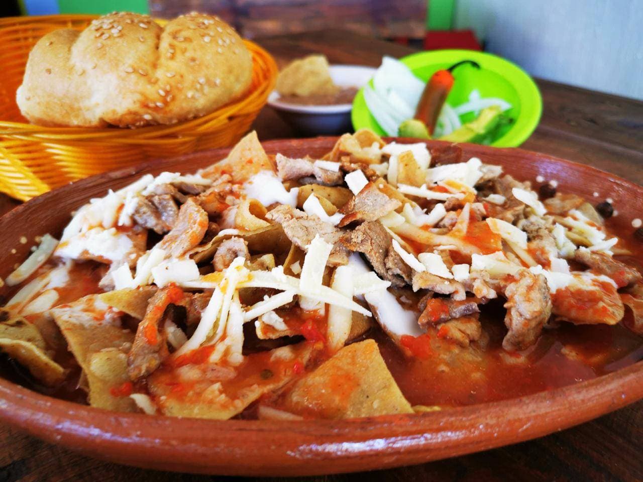 Chilaquiles con Bistec