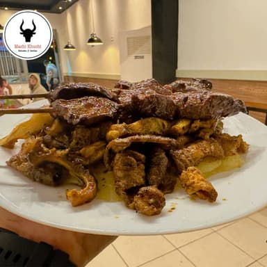 2 Palitos de Anticucho, Pancita y Rachi