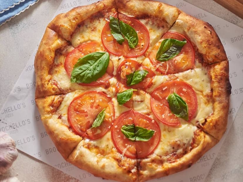 Pizza by Brochellos