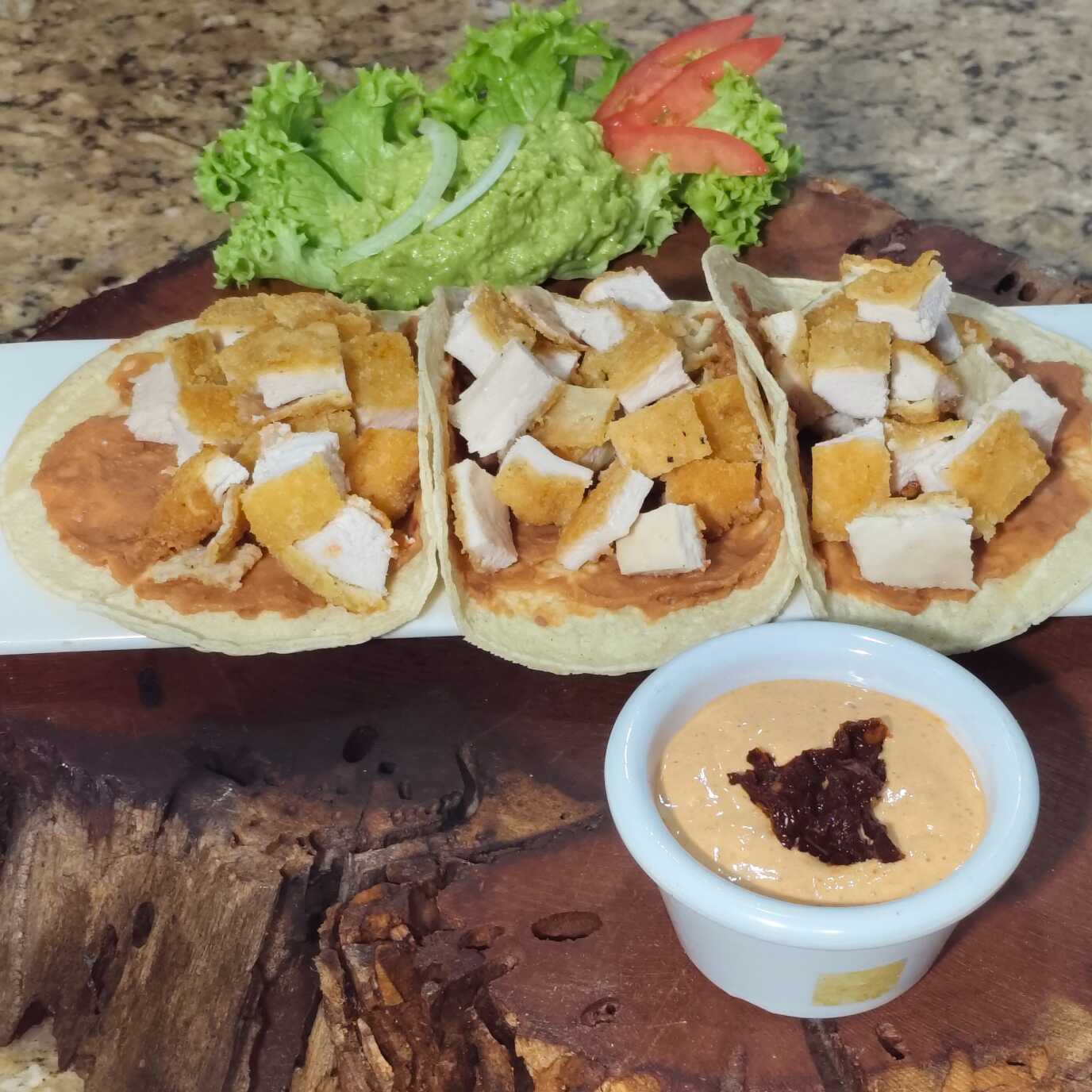 Tacos de Milanesa de Pollo y Papas a la Francesa