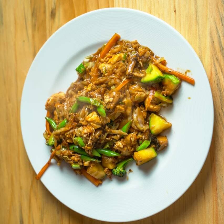 Wok Vegetariano con Pollo