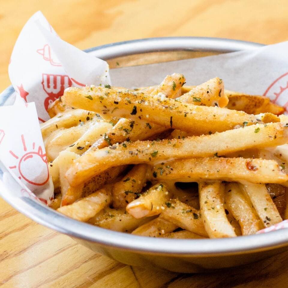 Papas a la Francesa con Ajo Parmesano