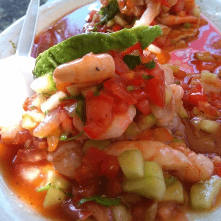Tostada de (camaron cocido)