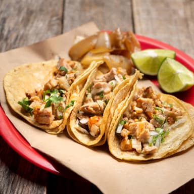 2 Tacos de Surtida, Mas COCA-COLA.