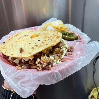 Panchada con Carne y Queso