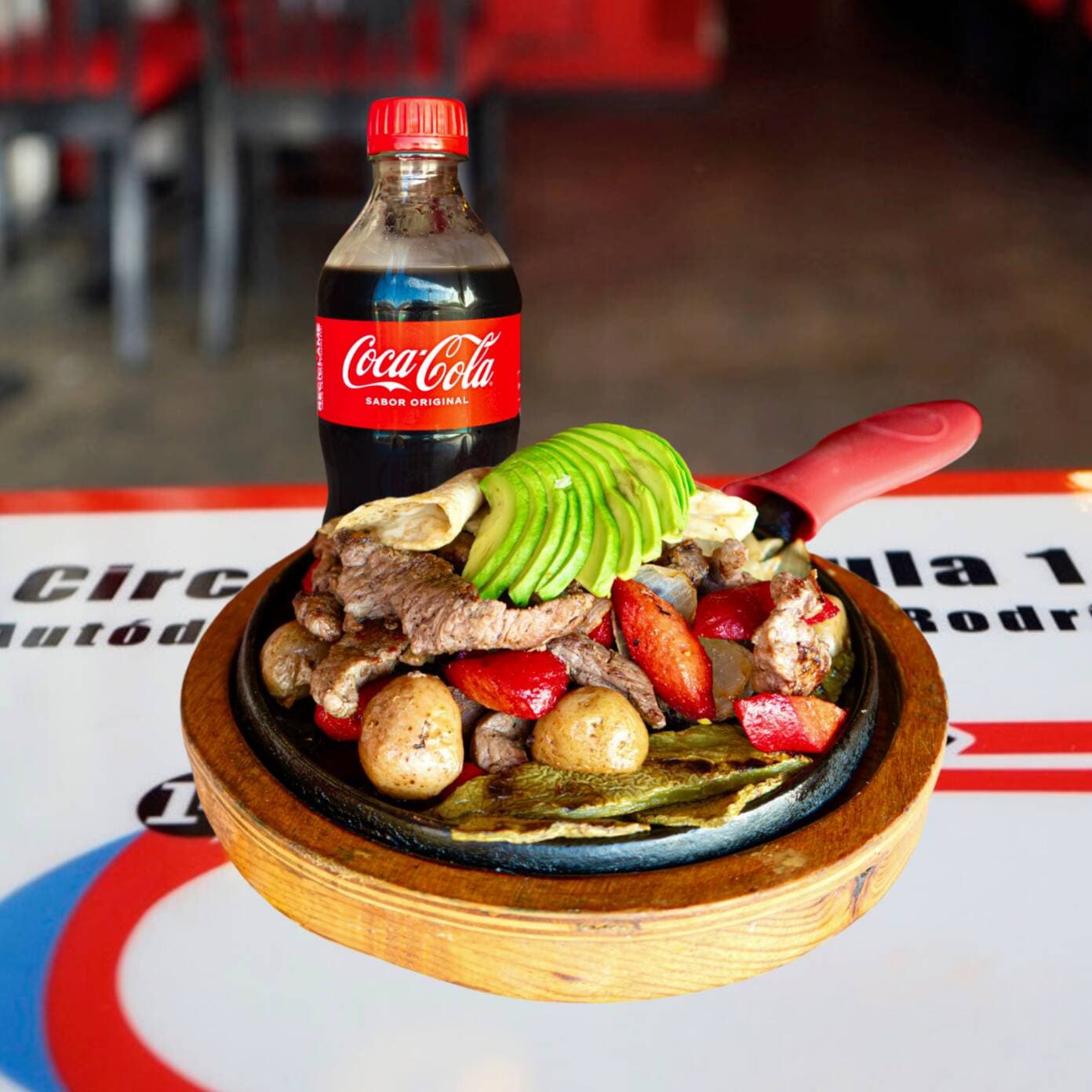 Combo Deluxe Parrillada Arrachera Indv y Una Coca