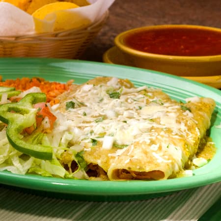 Enchiladas Verdes con Pierna