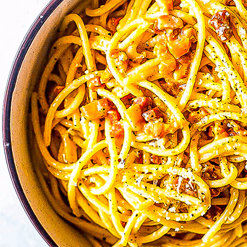 Pasta a la Carbonara + Bebida