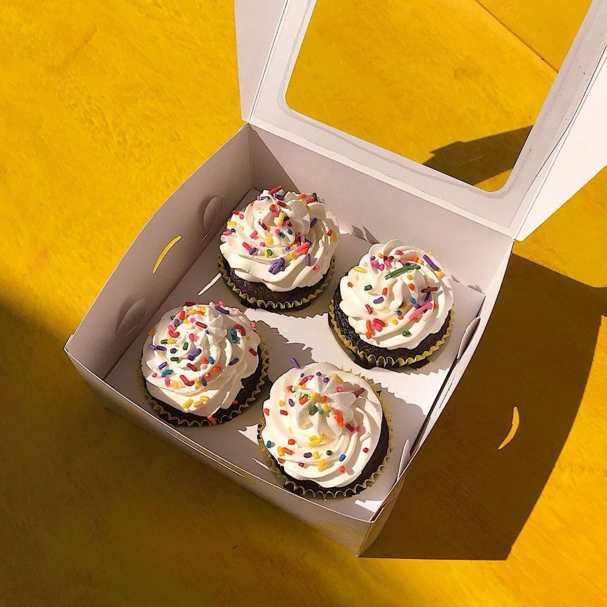 4 CupCakes