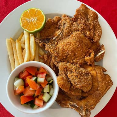 Chuleta de Cerdo Empanizado