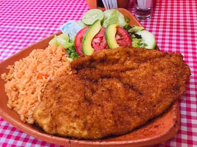 Milanesa de Pollo + Refresco de 355 ml.