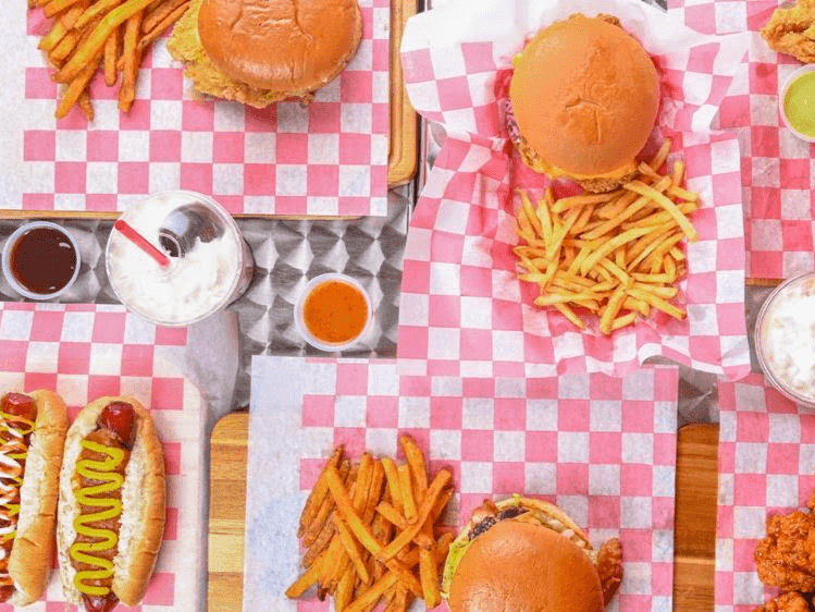 Bernies Burgers, Chicken & Shakes