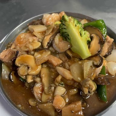 Ollita de Arroz con Mariscos