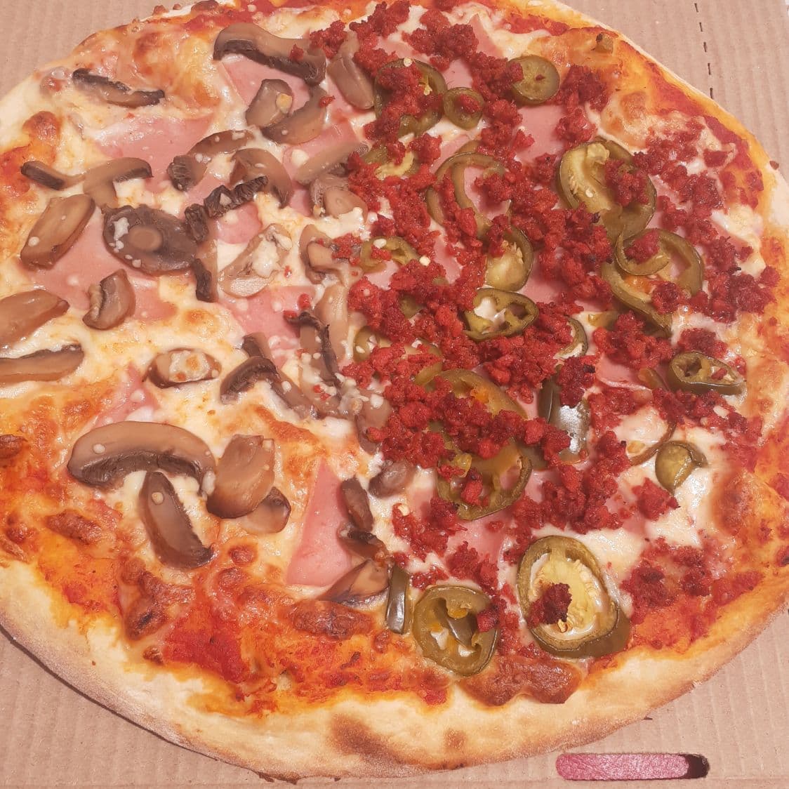 Pizza Grande 14 Pulgadas Méxicana & Champiñones
