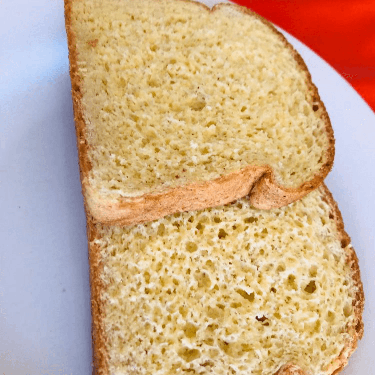 Pan Integral con Mantequilla