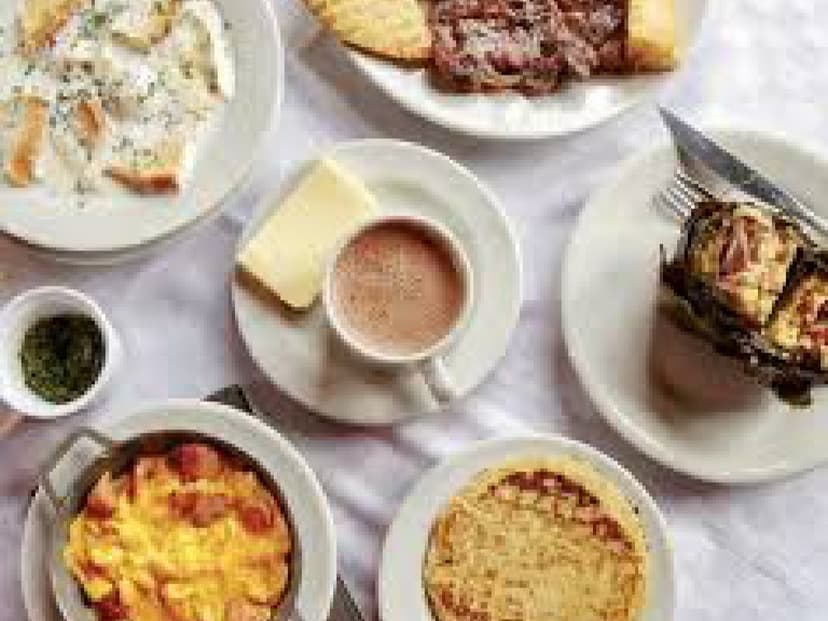 Los Desayunos de Mónica