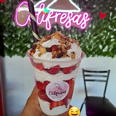 Fresas con Lechera