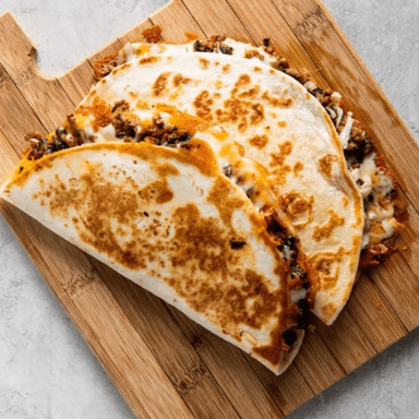 Quesadillas de Longaniza Casera