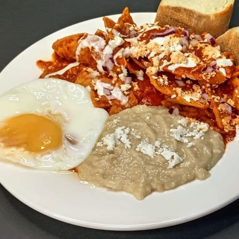 Chilaquiles con Huevo
