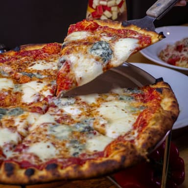 PIZZA CUATRO QUESOS