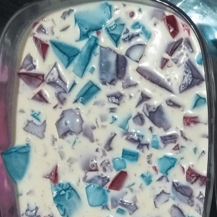 Gelatina de mosaico con crema