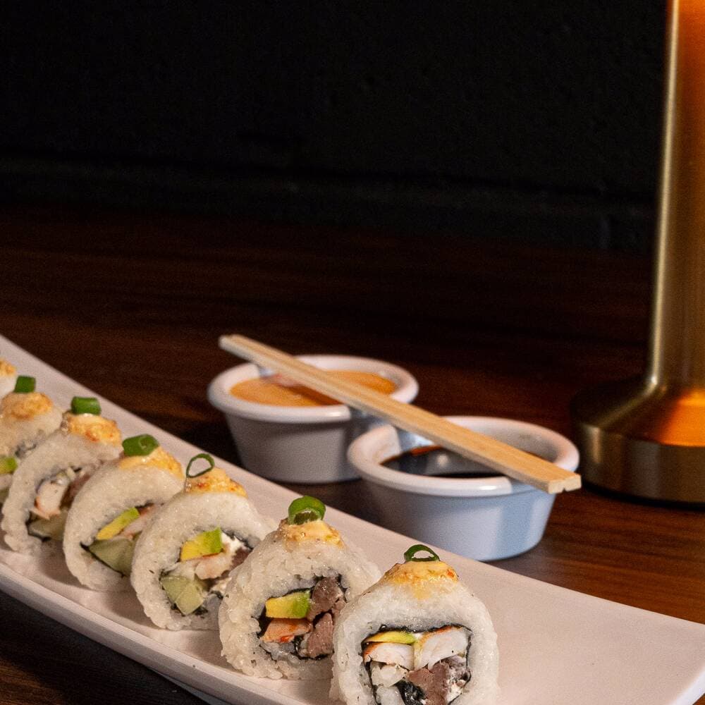 Mar y Tierra Roll