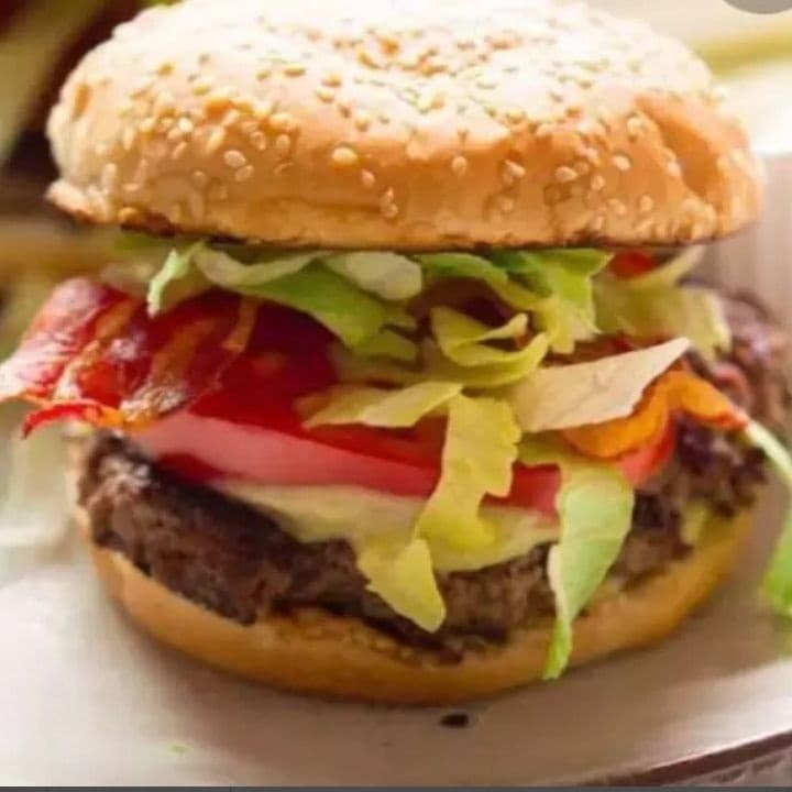 La Suprema Burger y Cenaduría