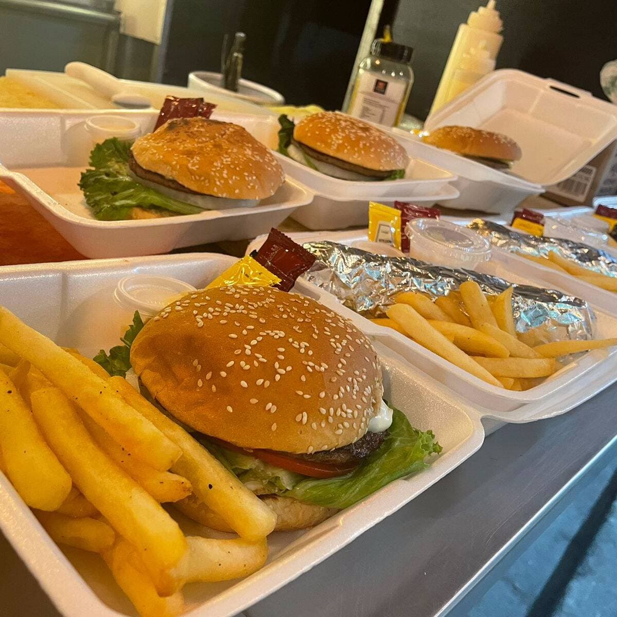 A La Burger