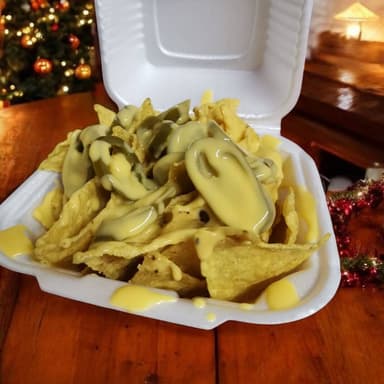 NACHOS CON QUESO
