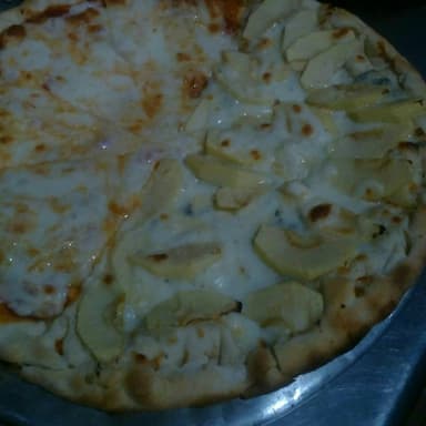 Pizza Golosa Mela